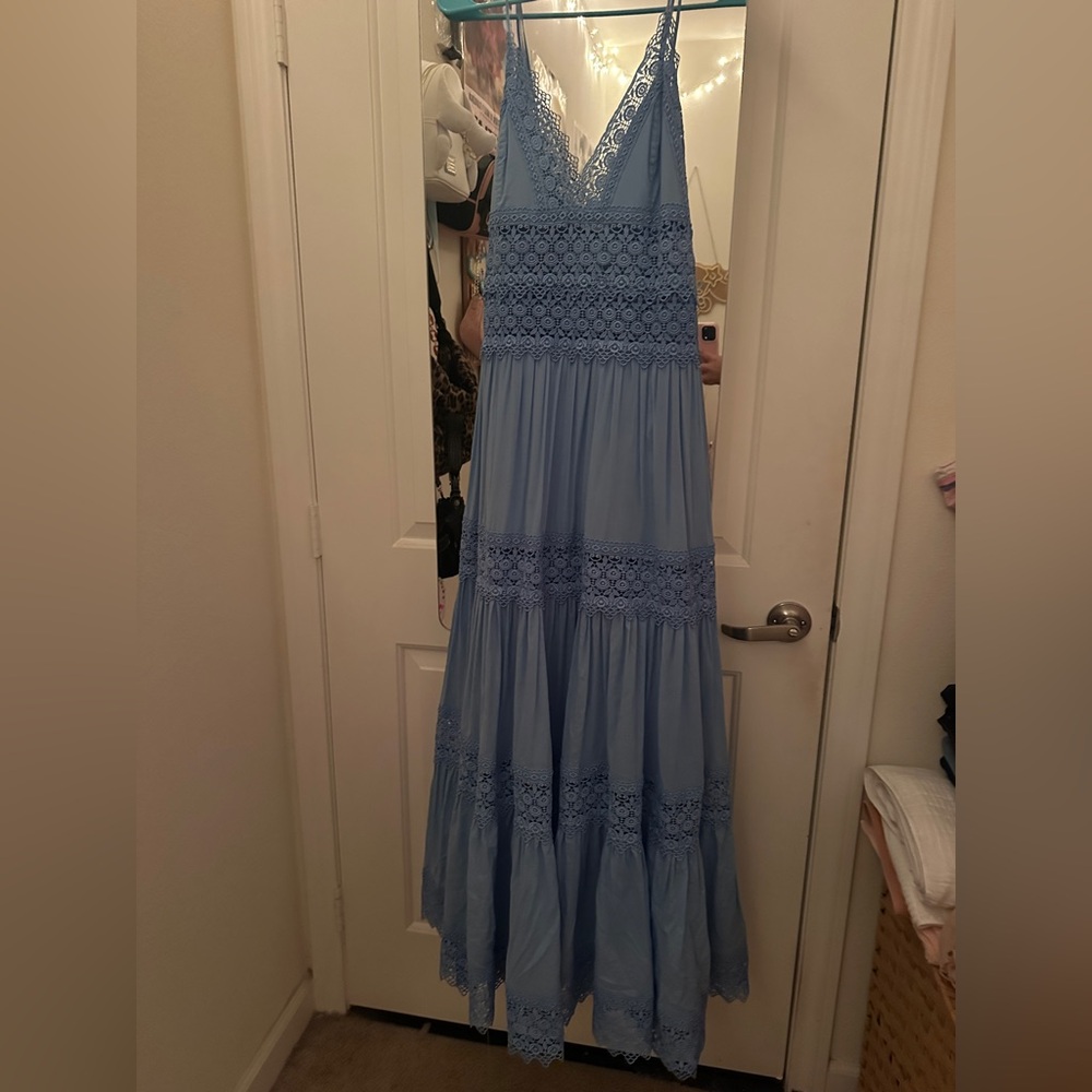 Charo Ruiz
Cindy lace-panelled cotton-blend dress
Blue